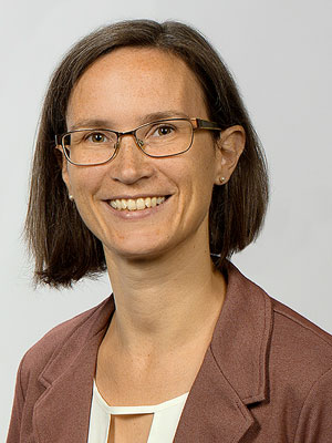 Anke Wohlgemuth, Steuerberaterin